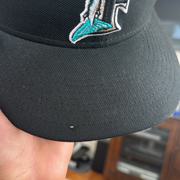 New Era Florida Marlins fitted - Picture 3 of 3